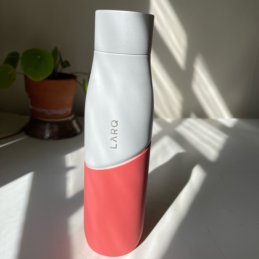 LARQ white/coral 24oz insulated water bottle W/TRAVEL SLEEVE